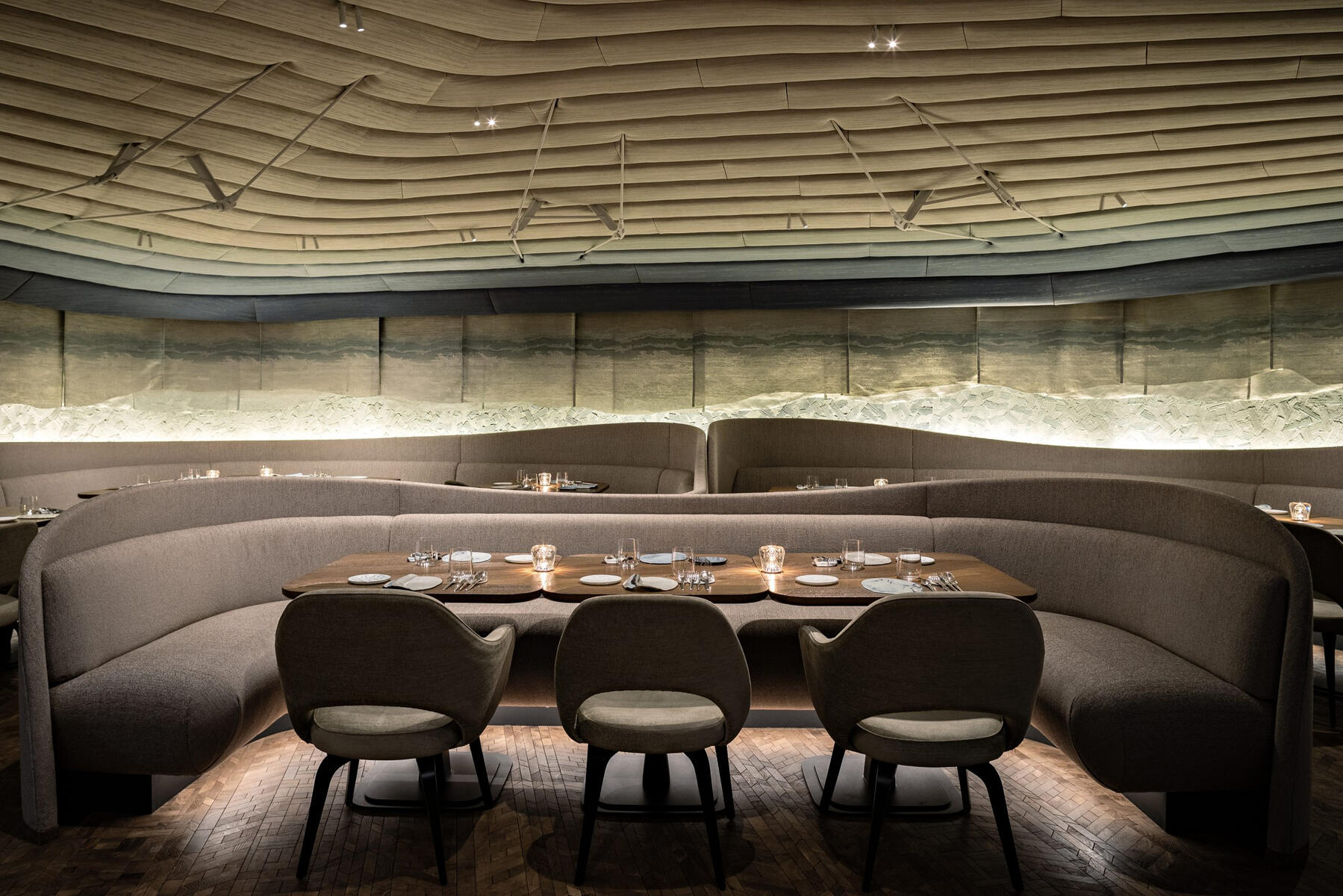 Hôtels &amp; Restaurants • 39V • Raphaël Navot